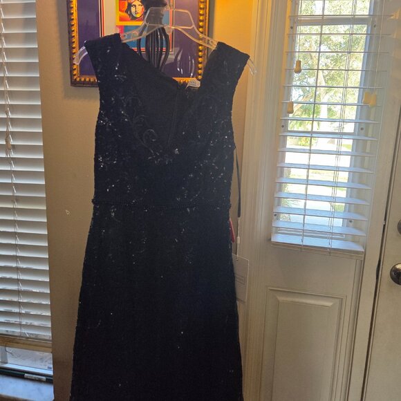 Macduggal cocktail sequence dress - Picture 4 of 4